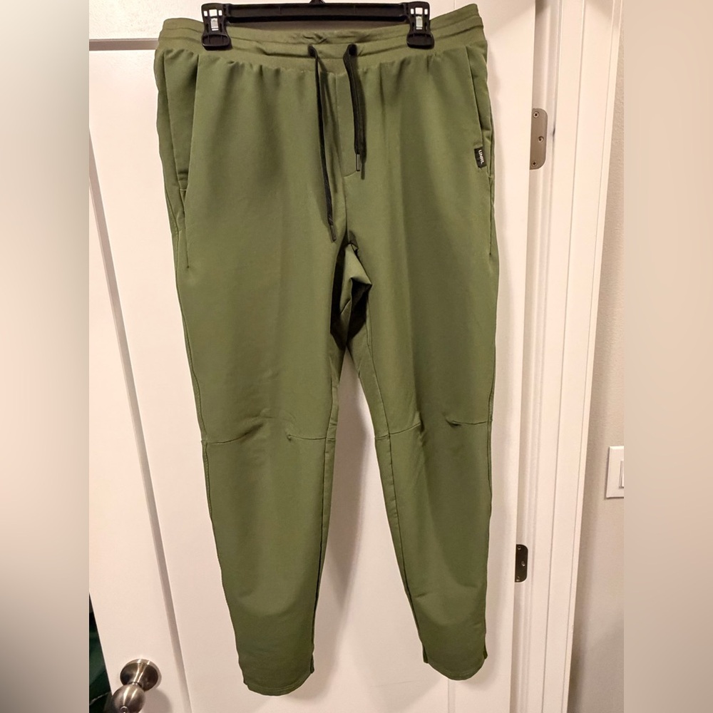 Men's UNRL Moss Green Performance Pant
